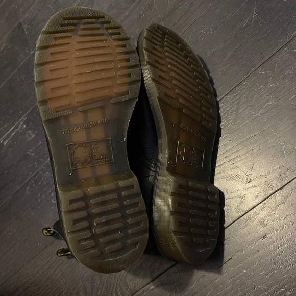 Dr Martens Pascal Boots Shoes Womens US 7 Black Leather 8-eye classic - Picture 9 of 10